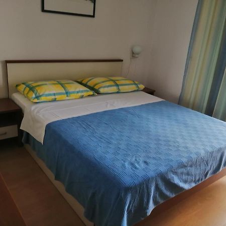 Apartmani Grgo Zivogosce Bagian luar foto