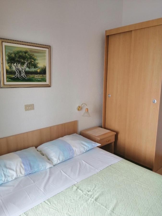 Apartmani Grgo Zivogosce Bagian luar foto